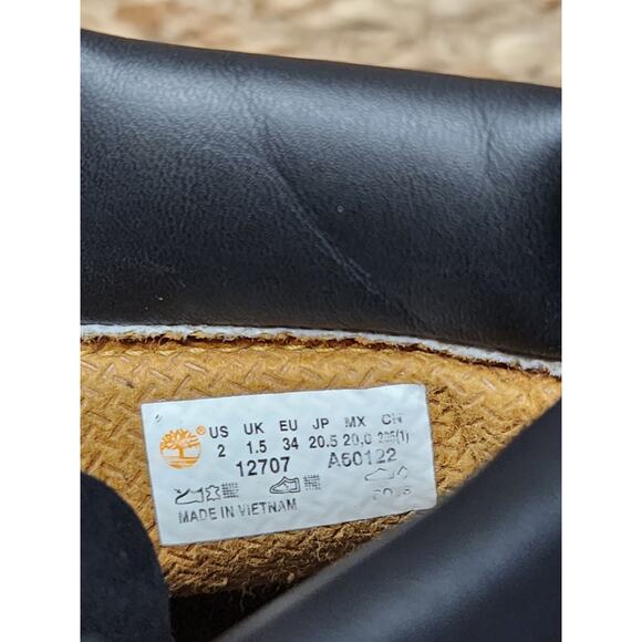 Timberland 6” Premium Waterproof Black Boots Youth Boys Size 2 Winter Outdoor - Picture 10 of 11